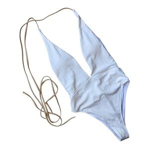 Low Plunge Ribbed Ivory One Piece Swimsuit Size Medium